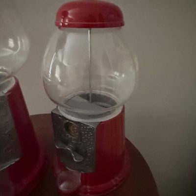Carousel Industries "No. 18 Junior" Vintage Gumball Machine