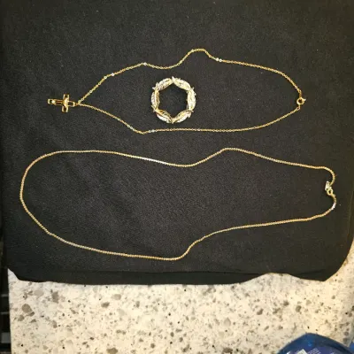 Vintage Gold Necklace and Brooch Jewelry Lot | Beautiful Pieces
