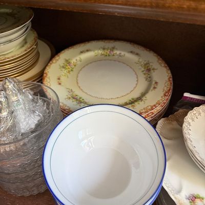 Sale Photo Thumbnail #102