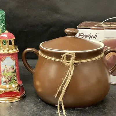 "Thomas Kinkade" Lighthouse & "Parini" Chili Pot