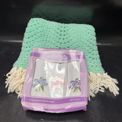 Mint Green Knit Throw Blanket & Embroidered Handkerchief Set
