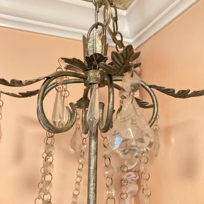 LOT 230: Vintage Hanging Electric Chandelier