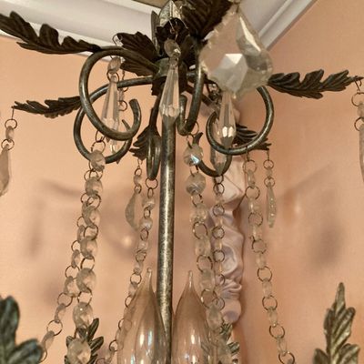 LOT 230: Vintage Hanging Electric Chandelier