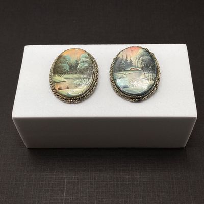 LOT 234: Pair of Vintage Hand-painted Porcelain Russian Brooches / Pins