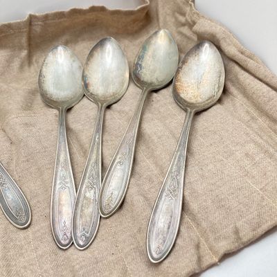 LOT 311: Peerless Silver-Plated Flatware with Storage Cloths - 60pcs