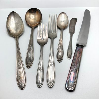 LOT 311: Peerless Silver-Plated Flatware with Storage Cloths - 60pcs