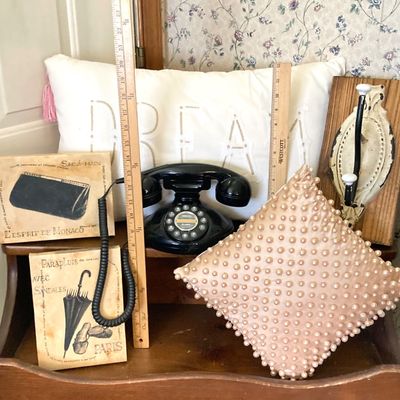 LOT 228: Home Decor Collection - Retro Style Phone, Wall Decor and Throw Pillows