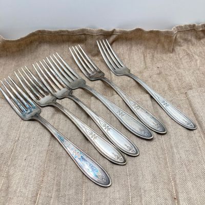 LOT 311: Peerless Silver-Plated Flatware with Storage Cloths - 60pcs