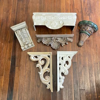 LOT 232: Collection of Assorted Wall Sconces, Brackets and Hanging Shelves (Wood, Metal and Resin)