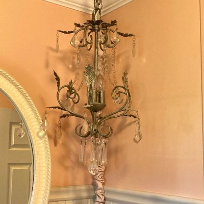 LOT 230: Vintage Hanging Electric Chandelier