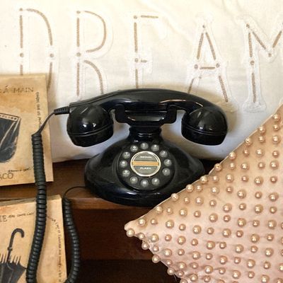 LOT 228: Home Decor Collection - Retro Style Phone, Wall Decor and Throw Pillows
