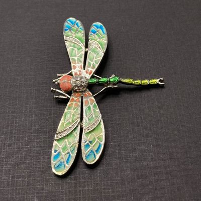 LOT 240: Stained Glass Style Dragonfly Brooch / Pin