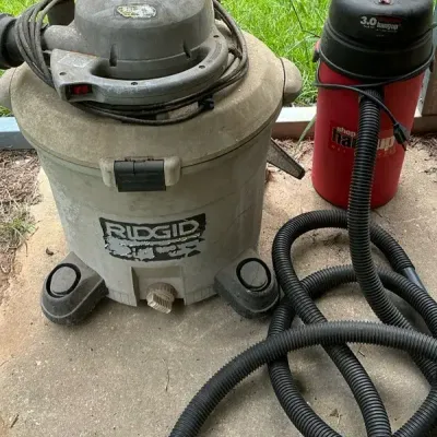 SHOP VACCUMS