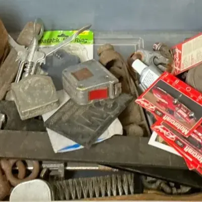 HAND TOOL ASSORTMENT - 92’ MOTORCRAFT RACING PROMO CARDS