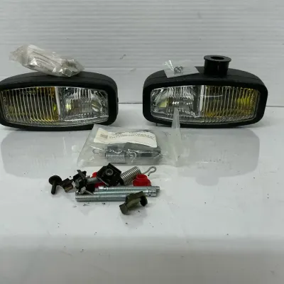 Vintage 12 V Rectangular Fog Lights SAE F-33