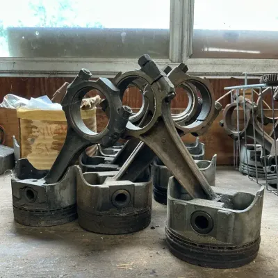 Lot Of Engine, Piston, And Connecting Rod Assemblies