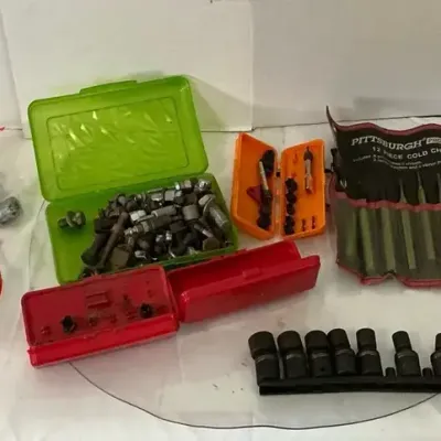 AUTO TOOLS ASSORTMENT 