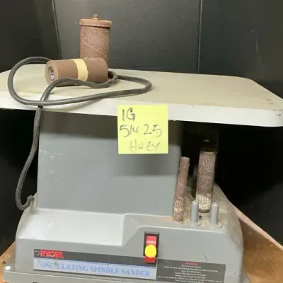 “ RYOBI” OSCILLATING SANDER