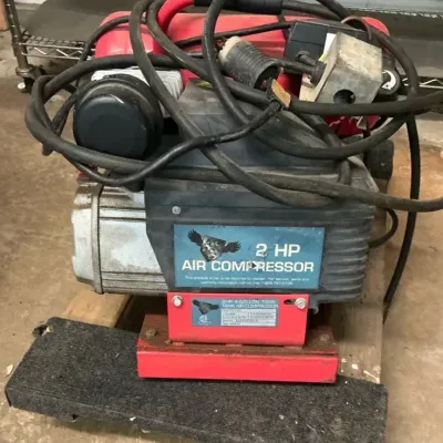 Portable 2 HP Air Compressor