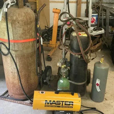 Master Propane Heater And Assorted Tanks