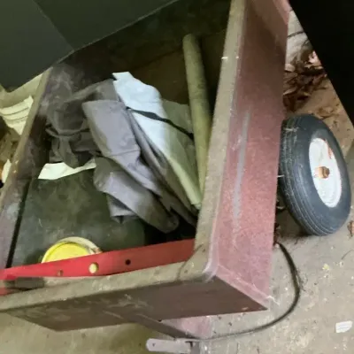VINTAGE METAL WAGON 
