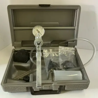Silverline Automotive, Vacuum Pump And Pressure Tester Kit