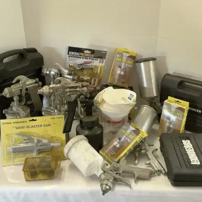 Spray Gun Lot & Accessories 