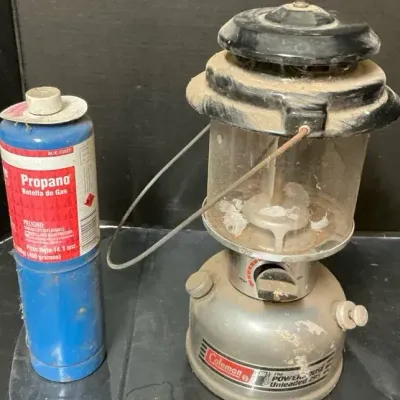 VINTAGE “ COLEMAN” DUAL FUEL LANTERN #295- BERNZOMATIC PROPANE TANK 