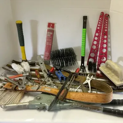 Brushes And Tools