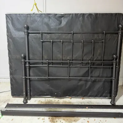 Tempur-pedic Tempur Flat Foundation Box Spring And Metal Bed Frame
