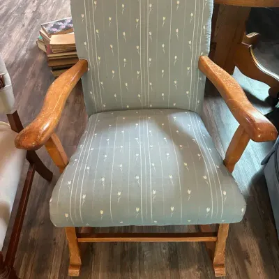 Rocking Chair 