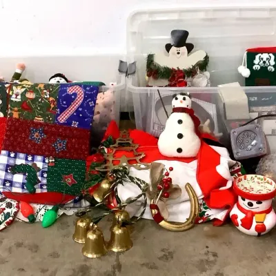 Christmas Decor Lot #2