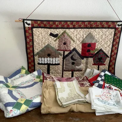 Handmade Quilts And Linens 