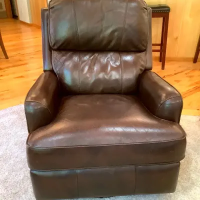 Chocolate Brown Leather Recliner 