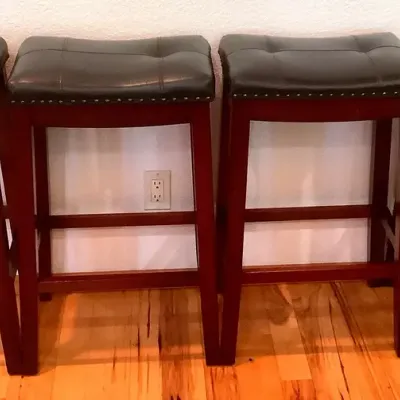 (4) Saddle Bar Stools