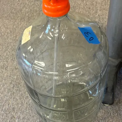 Glass jar 