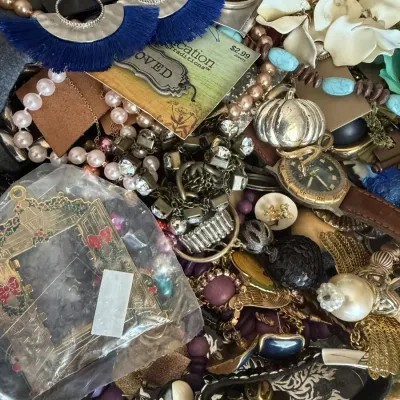 Vintage Mixed Costume Jewelry Lot Necklaces Earrings Brooches Watches Pendants Craft Resale Bundle