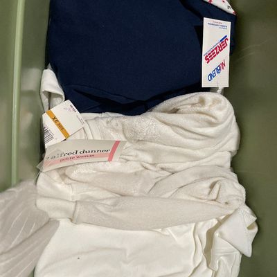 Sale Photo Thumbnail #87: Most sizes 1X-3x
No lid on tote
Many more tops not pictured
