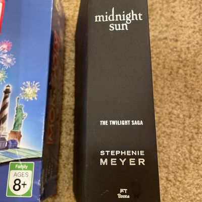 Sale Photo Thumbnail #26: Games and book missing cover