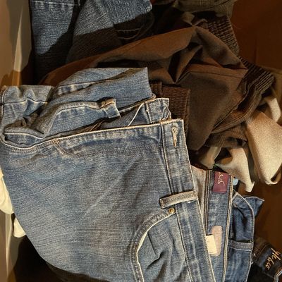 Sale Photo Thumbnail #137: Size 18 and up
So many not shown