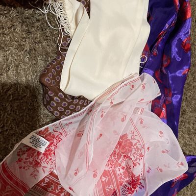Sale Photo Thumbnail #125: Lot of women’s scarves