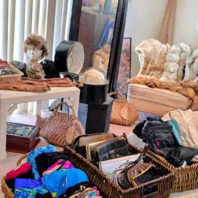 Sale Photo Thumbnail #363
