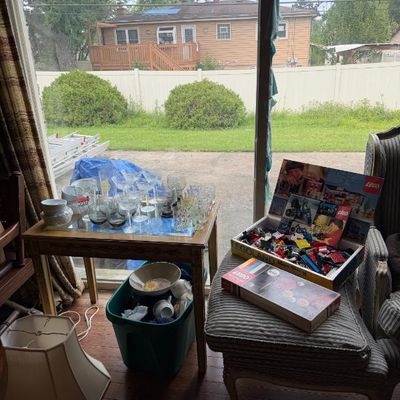 Estate sale photo