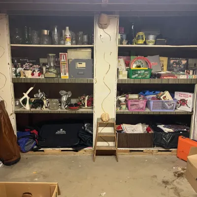 Estate sale photo