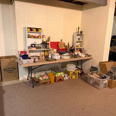 Estate sale photo