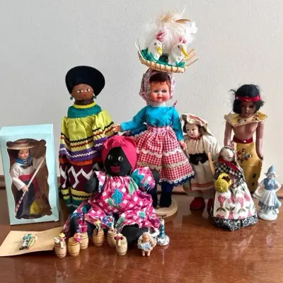 Souvenir Dolls From Around The World
