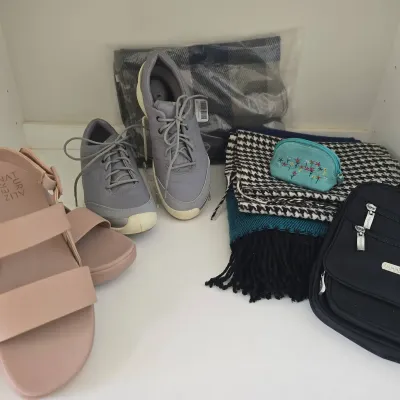 Ecco And Naturalizer Shoes, Scarves And More