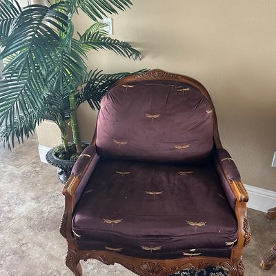 Haverty's Chair