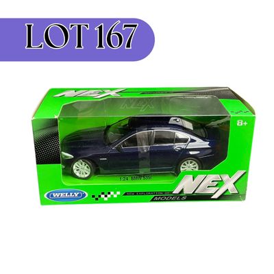 -167- 1:24 SCALE | BMW 535i