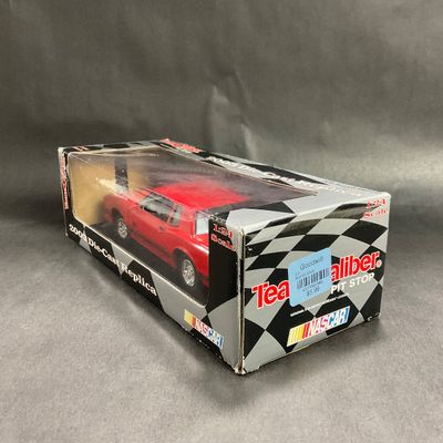 -112- 1:24 SCALE | 1985 Chevrolet Monte Carlo SS